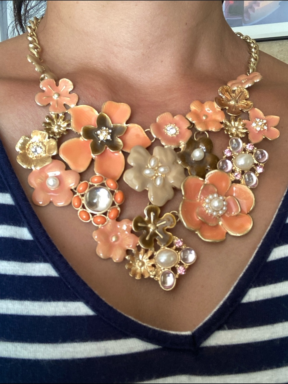 RARE Lulu Avenue Flower Pendant Statement Necklace NWOT